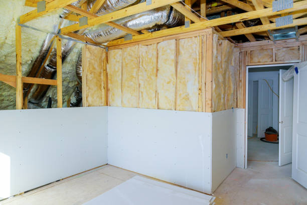 Best Spray Foam Insulation  in Machias, WA